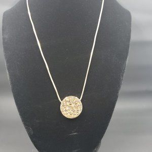 Banana Republic - Simple Pendant Necklace